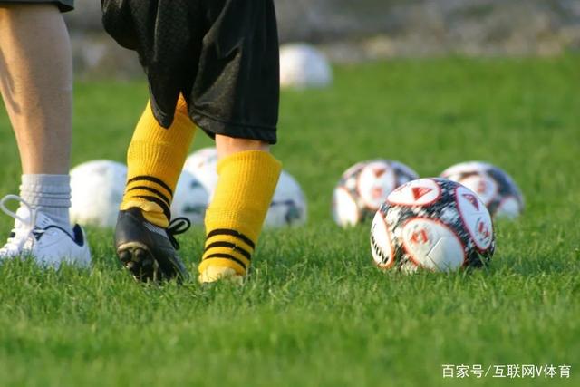 刘越支持凯恩获金球奖：亚马尔未来仍有机会
